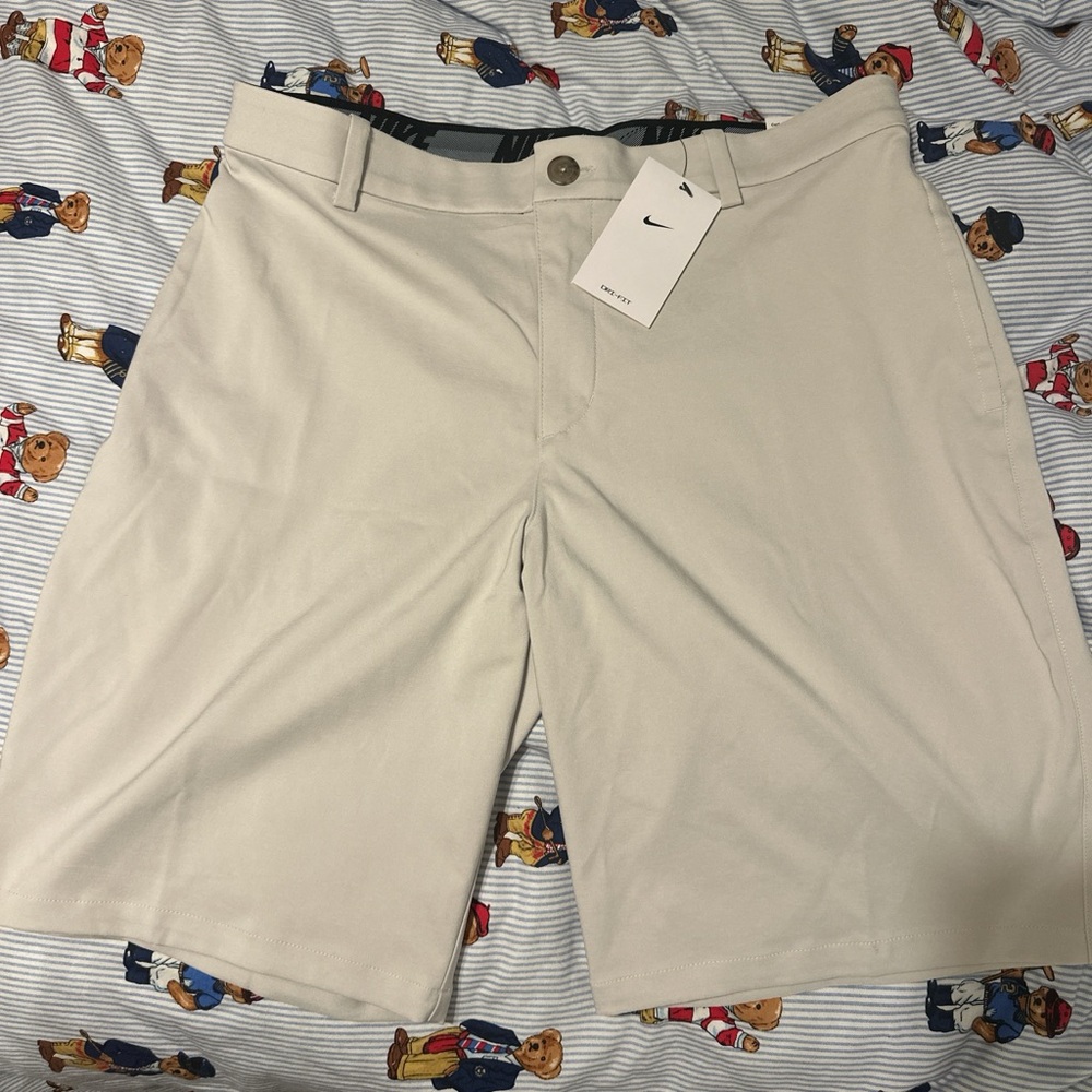 Nike Men's Cream/Tan Golf Shorts